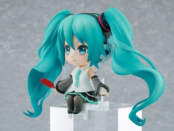 Descubre el apasionante mundo de Figura Nendoroid Hatsune Miku NT Akai.