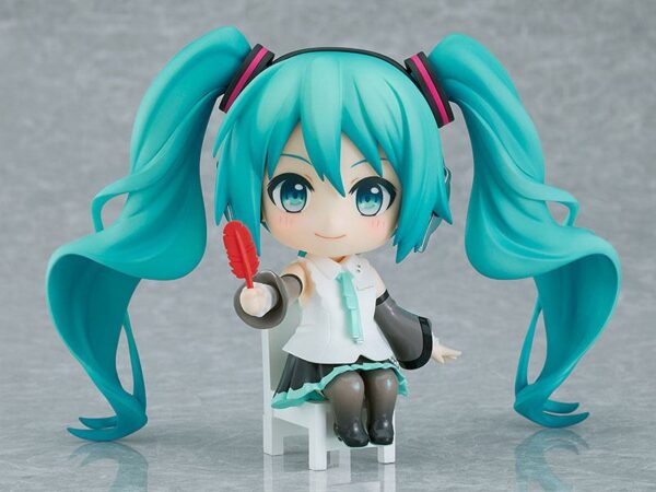 Descubre el apasionante mundo de Figura Nendoroid Hatsune Miku NT Akai.