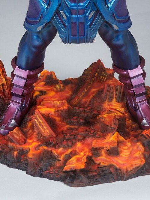 Descubre el apasionante mundo de Maqueta Marvel Galactus 66 cm.
