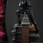 Descubre el apasionante mundo de Estatua Catwoman Deluxe Bonus Version.