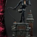 Descubre el apasionante mundo de Estatua Catwoman Deluxe Bonus Version.