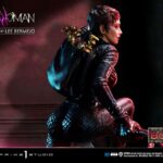 Descubre el apasionante mundo de Estatua Catwoman Deluxe Bonus Version.