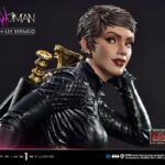 Descubre el apasionante mundo de Estatua Catwoman Deluxe Bonus Version.