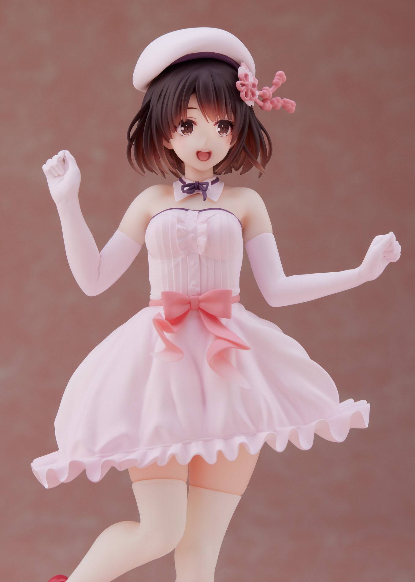 Descubre el apasionante mundo de Estatua Coreful Kato Megumi Sakura Dress.