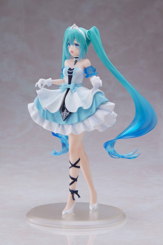 Descubre el apasionante mundo de Estatua Hatsune Miku Cinderella.