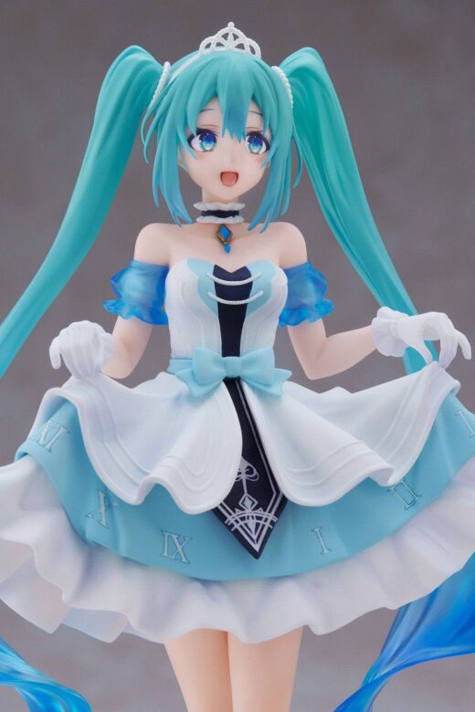 Descubre el apasionante mundo de Estatua Hatsune Miku Cinderella.