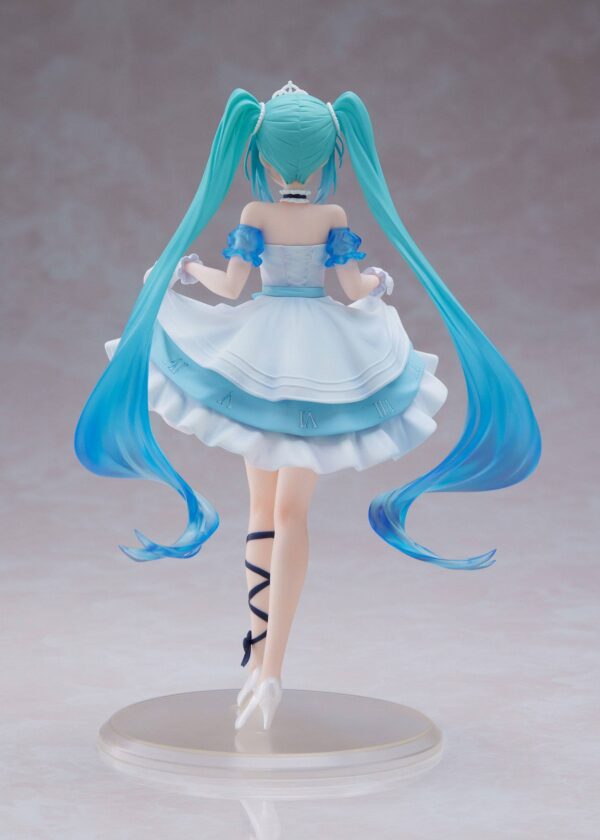 Descubre el apasionante mundo de Estatua Hatsune Miku Cinderella.