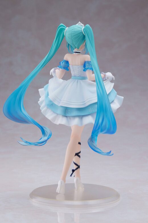 Descubre el apasionante mundo de Estatua Hatsune Miku Cinderella.