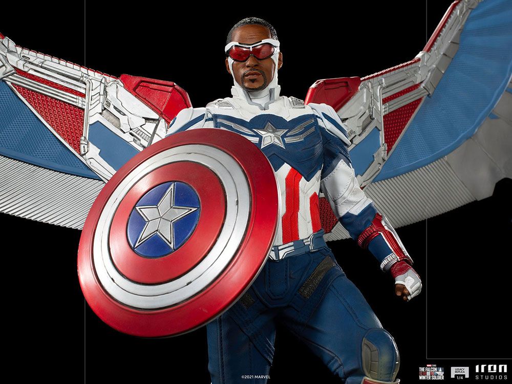 Descubre el apasionante mundo de Estatua Legacy Replica Sam Wilson Complete.