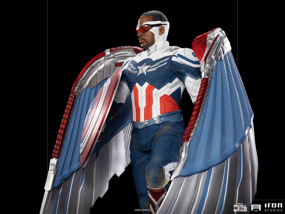 Descubre el apasionante mundo de Estatua Legacy Replica Sam Wilson Complete.