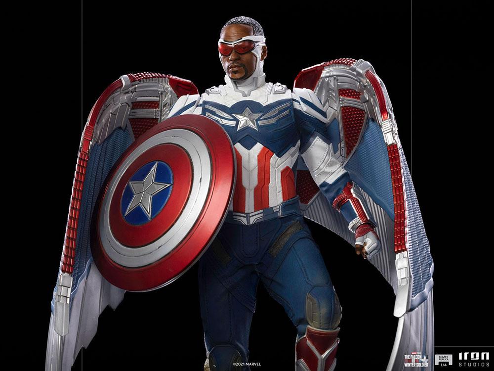 Descubre el apasionante mundo de Estatua Legacy Replica Sam Wilson Complete.