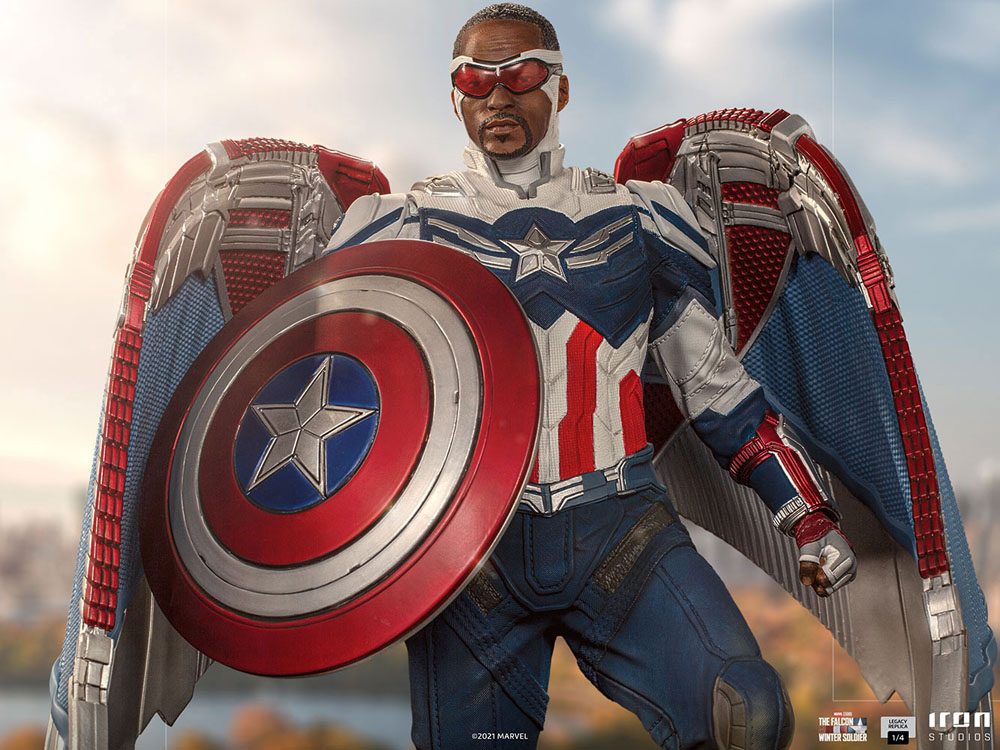 Descubre el apasionante mundo de Estatua Legacy Replica Sam Wilson Complete.