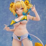 Descubre el apasionante mundo de Estatua Pine Bombergirl 24 cm.