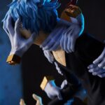 Descubre el apasionante mundo de Estatua Pop Up Parade Tomura Shigaraki.