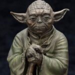 Descubre el apasionante mundo de Estatua Yoda Fountain Limited Edition.