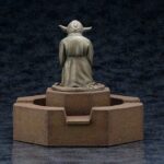 Descubre el apasionante mundo de Estatua Yoda Fountain Limited Edition.