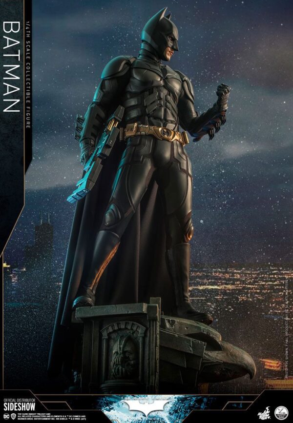 Descubre el apasionante mundo de Figura Quarter Scale Series Batman.