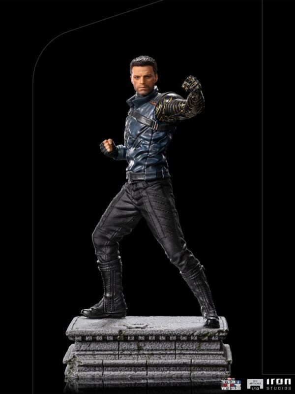 Descubre el apasionante mundo de Estatua Art Scale Bucky Barnes.