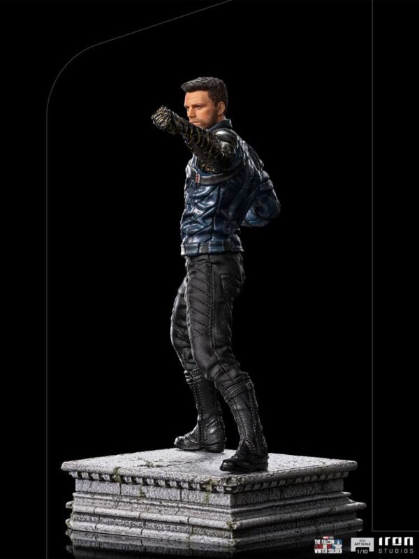 Descubre el apasionante mundo de Estatua Art Scale Bucky Barnes.