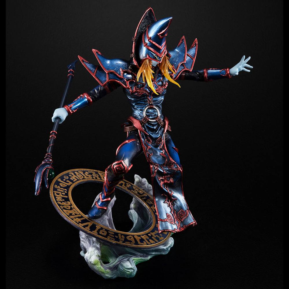 Descubre el apasionante mundo de Estatua Art Works Monsters Black Magician.