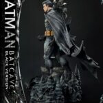 Descubre el apasionante mundo de Estatua Batman Batcave Black Version.