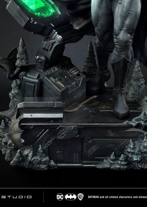 Estatua Batman Batcave Black Version