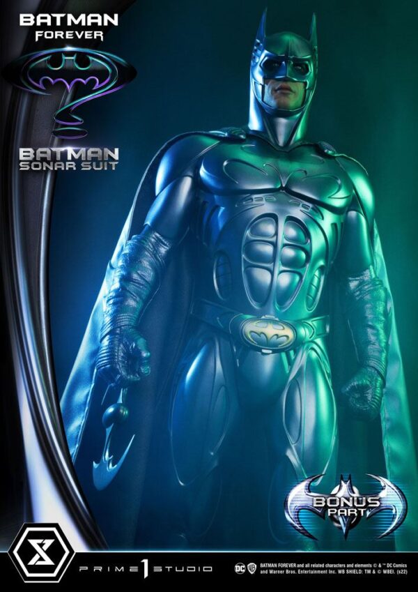 Descubre el apasionante mundo de Estatua Batman Sonar Suit Bonus.