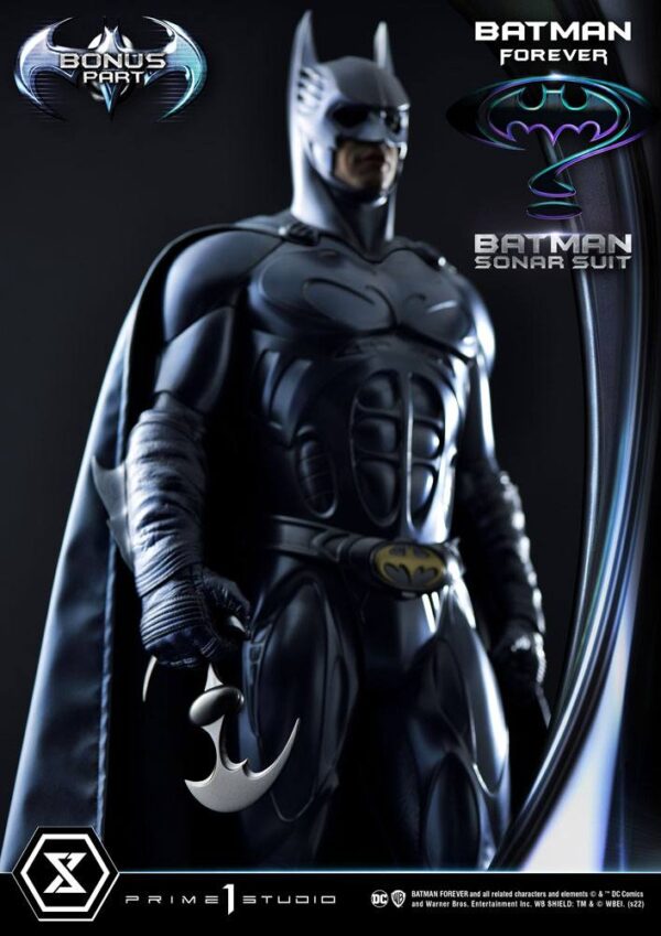 Descubre el apasionante mundo de Estatua Batman Sonar Suit Bonus.