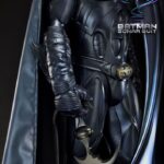 Descubre el apasionante mundo de Estatua Batman Sonar Suit Bonus.