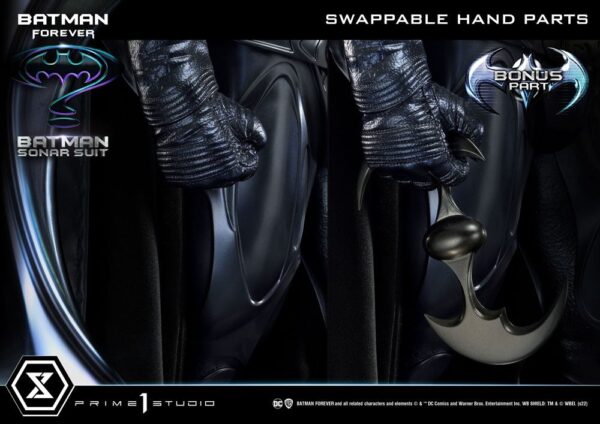 Descubre el apasionante mundo de Estatua Batman Sonar Suit Bonus.