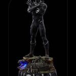 Descubre el apasionante mundo de Estatua Black Panther Deluxe.