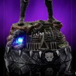 Descubre el apasionante mundo de Estatua Black Panther Deluxe.