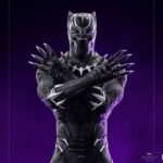 Descubre el apasionante mundo de Estatua Black Panther Deluxe.