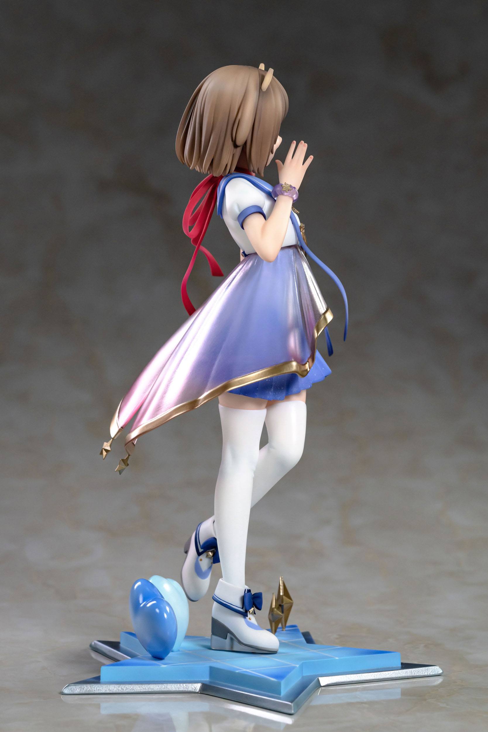 Descubre el apasionante mundo de Estatua Kano AniGift 22 cm.