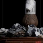 Descubre el apasionante mundo de Estatua Legacy Replica White Vision.