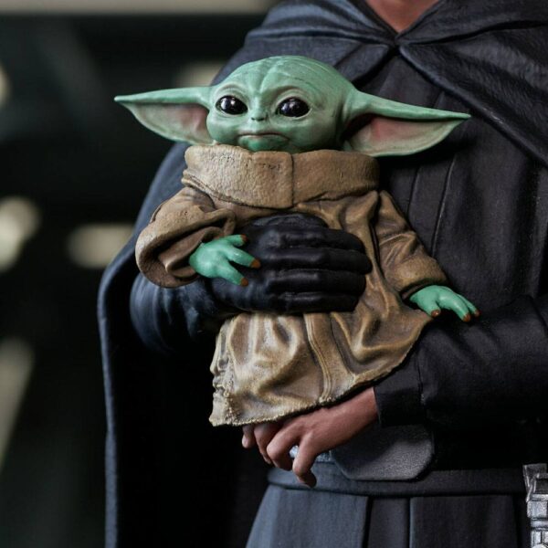 Descubre el apasionante mundo de Estatua Luke Skywalker y Grogu.