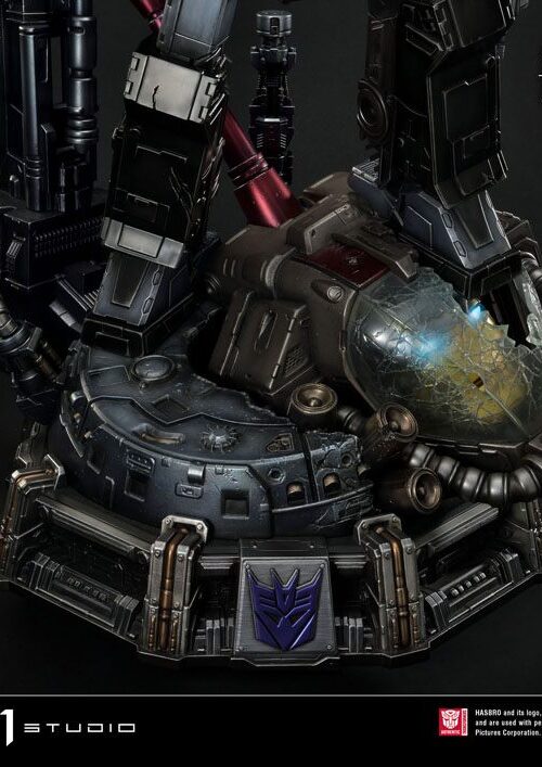 Descubre el apasionante mundo de Estatua Megatron Ultimate Version 72 cm.