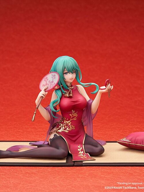 Descubre el apasionante mundo de Estatua Natsumi Chinese Dress.