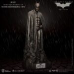 Descubre el apasionante mundo de Estatua The Dark Knight Memorial Batman.