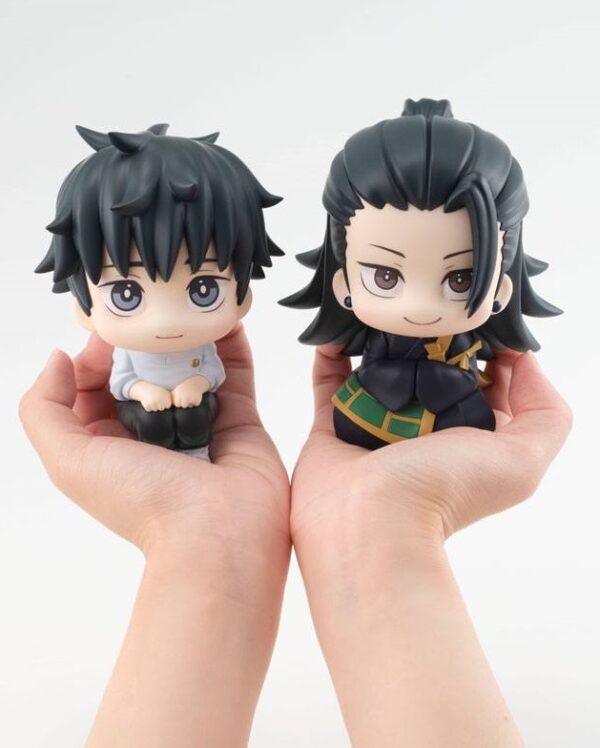 Descubre el apasionante mundo de Estatuas Okkotsu Yuta y Getou Suguru.