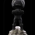 Descubre el apasionante mundo de Minifigura Mini Black Panther.