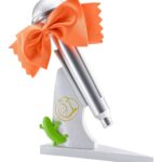 Descubre el apasionante mundo de Replica Microfono de Ranka Lee.