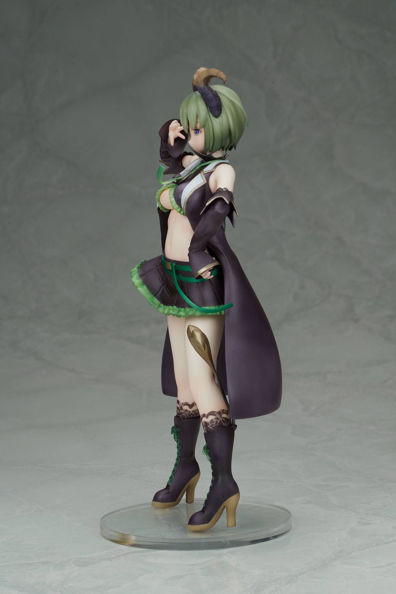 Descubre el apasionante mundo de Estatua Sekishiro Mico HoneyStrap.