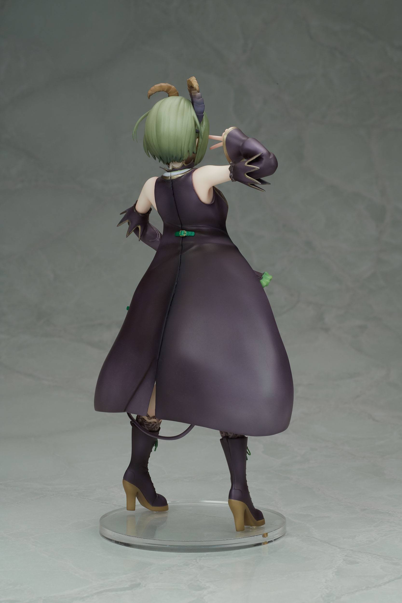 Descubre el apasionante mundo de Estatua Sekishiro Mico HoneyStrap.