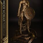 Descubre el apasionante mundo de Estatua Wonder Woman Training Costume.