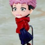 Descubre el apasionante mundo de Estatua Deformed Itadori Yuji.