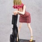 Descubre el apasionante mundo de Estatua Guitar Girl Benkyo Tamaoki Design.