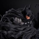 Descubre el apasionante mundo de Estatua Batman Hard Black Version.
