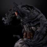 Descubre el apasionante mundo de Estatua Batman Hard Black Version.