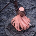 Descubre el apasionante mundo de Estatua C A-Z Myethos 20 cm.